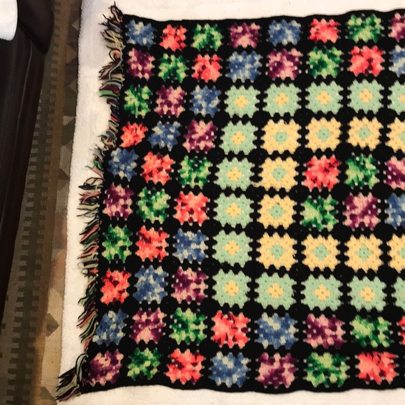 Granny square crochet  afghan vintage cottagecore EUC cabincore grannycore - Picture 3 of 6